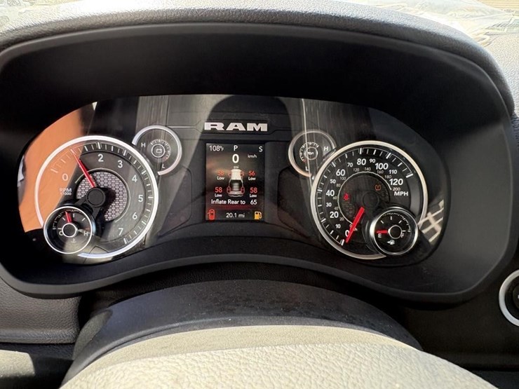 2024-dodge-2500-image-21