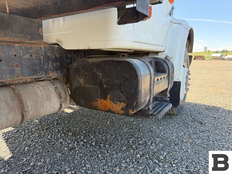 1997-international-4900-image-30