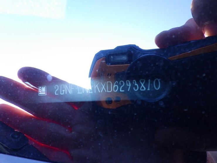 2013-chevrolet-equinox-image-15