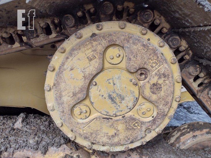 caterpillar-d6-image-19