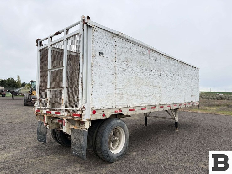 1984-fruehauf-open-top-image-6