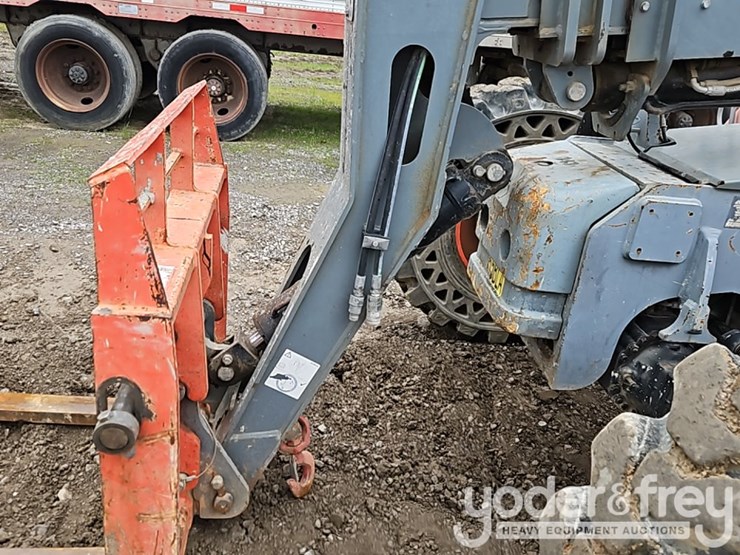 2016-skyjack-sj843th-image-12