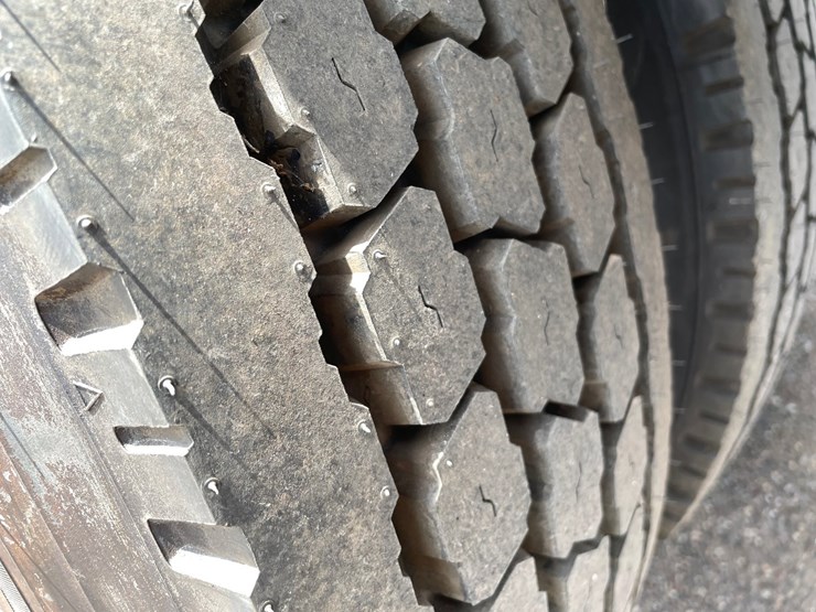 1970-peterbilt-358-image-41