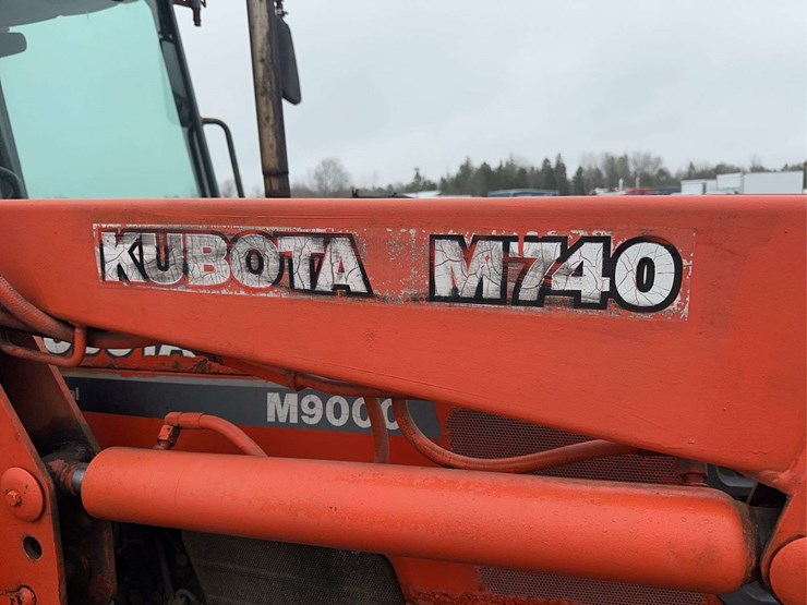 2001-kubota-m9000-image-17