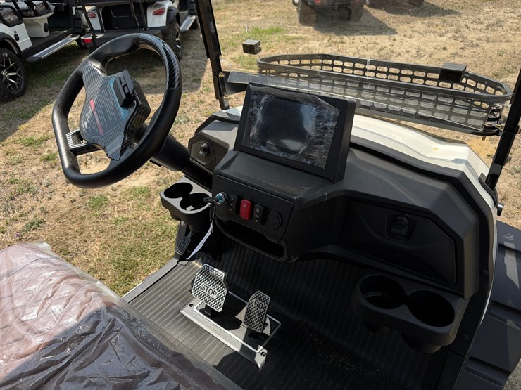 #581-•-#580-•-golf-cart-image-8