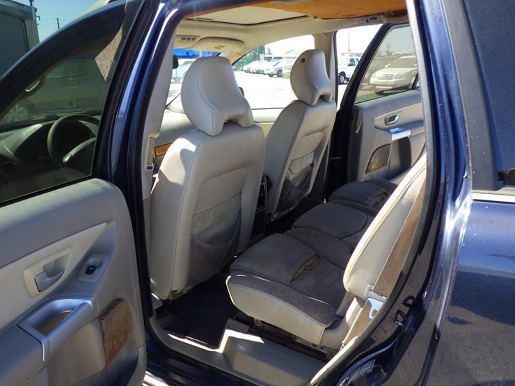 2004-volvo-xc90-image-7