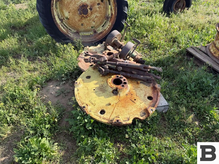 1957-john-deere-520-image-5