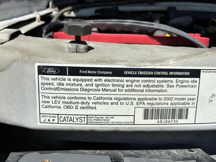 2002-ford-e350-image-9