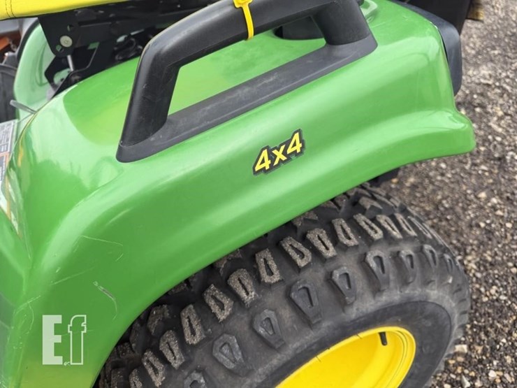 2017-john-deere-x738-image-9