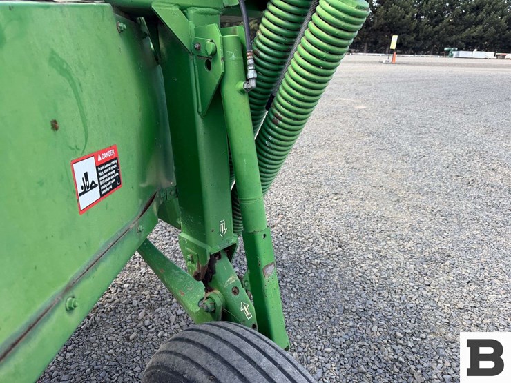 john-deere-820-image-27