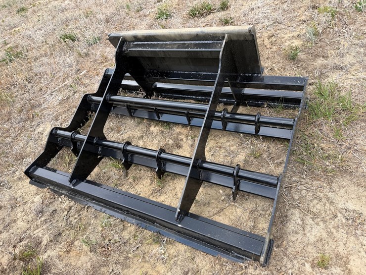 #609-•-#608-•-mini-skid-steer-land-leveler-image-1
