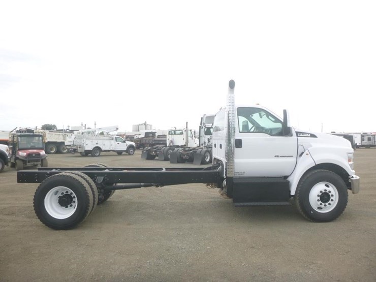 2017-ford-f750-image-7