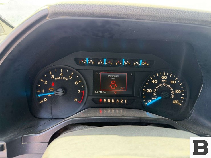 2016-ford-f150-image-29