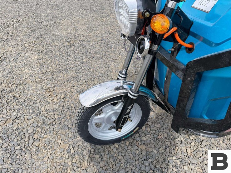 2025-ir-iret13-electric-tricycle-image-10