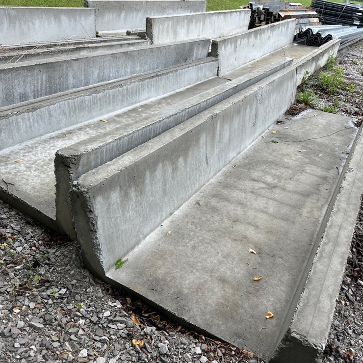 #102 • Concrete feed bunks