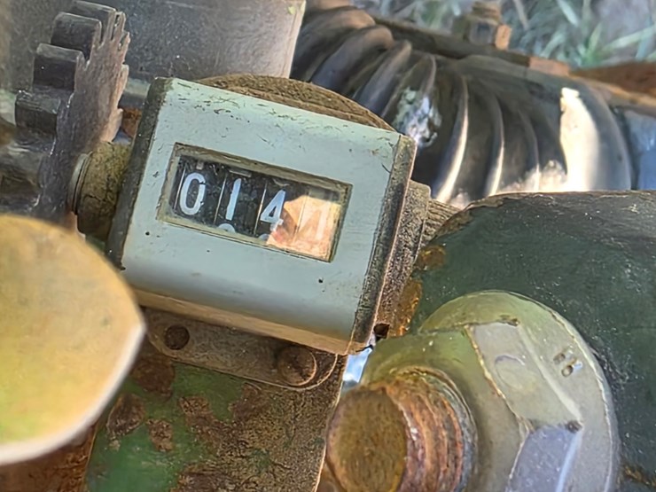 john-deere-450-image-14
