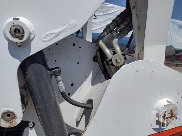2021-bobcat-t595-image-20