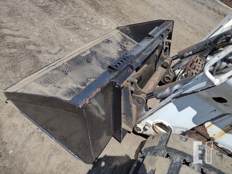 2021-bobcat-t595-image-21