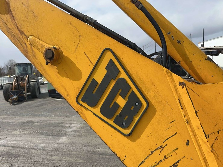 2003-jcb-215-image-17