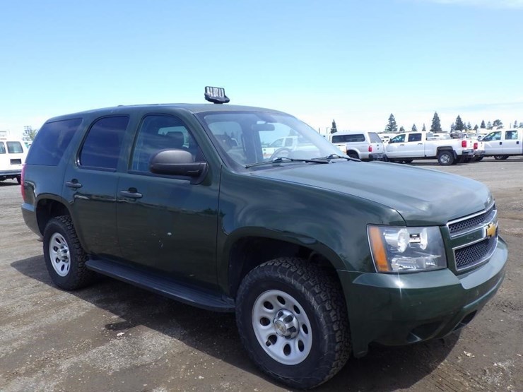 2014-chevrolet-tahoe-image-2