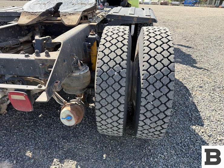 1998-kenworth-t800-image-28