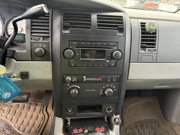 2007-dodge-durango-image-16