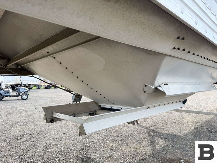 2017-timpte-hopper-bottom-image-48