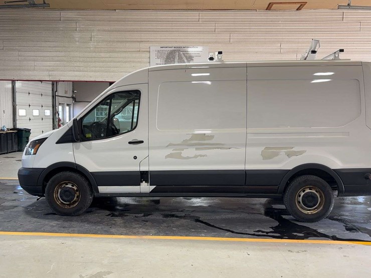 2018-ford-transit-image-2