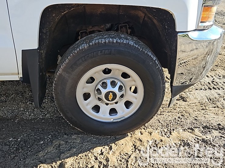 2016-chevrolet-silverado-3500hd-image-10