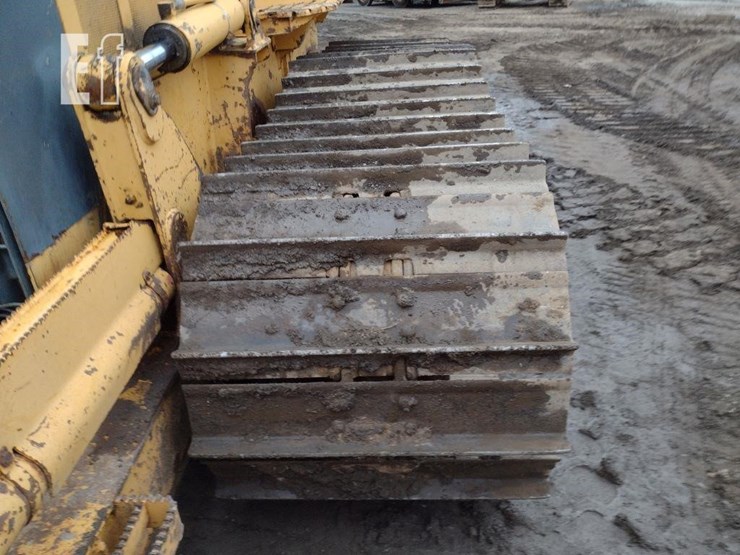 2005-deere-700h-lgp-image-29