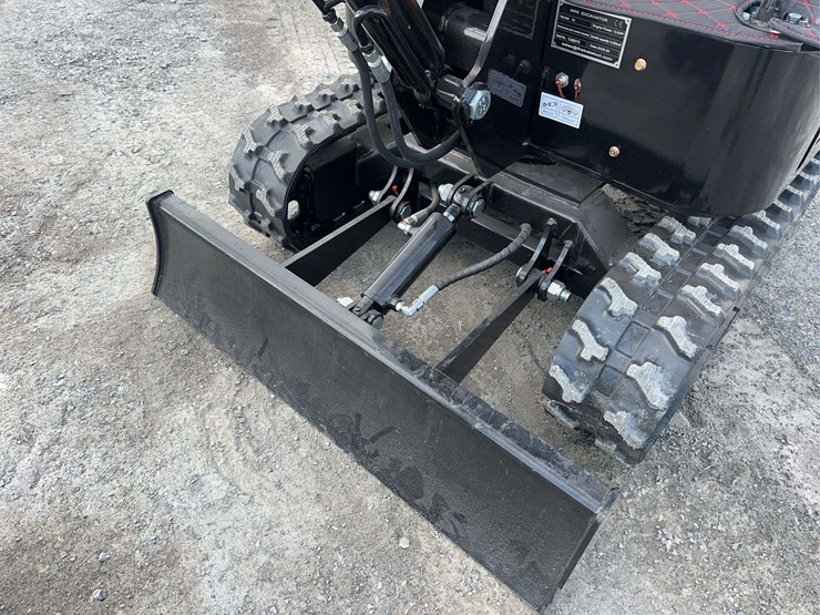 2026-future-ft15-mini-excavator-image-10