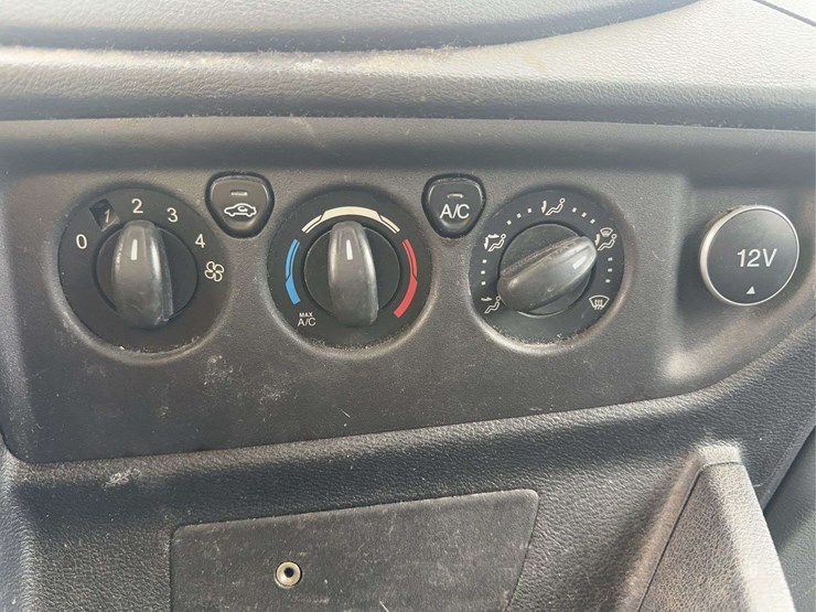 2018-ford-transit-image-21