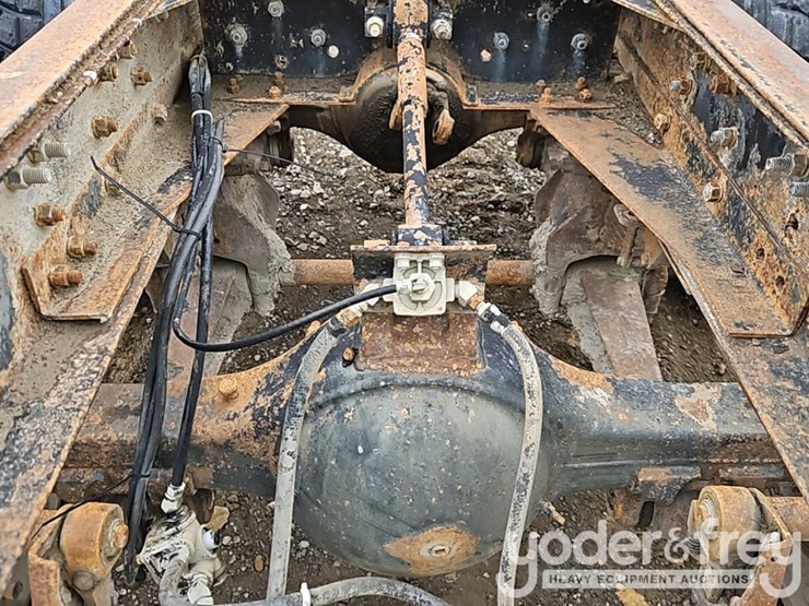 international-f-2654-image-15