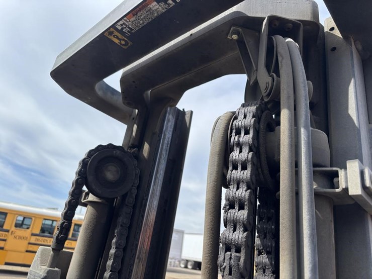 2020-caterpillar-2c6000-image-15