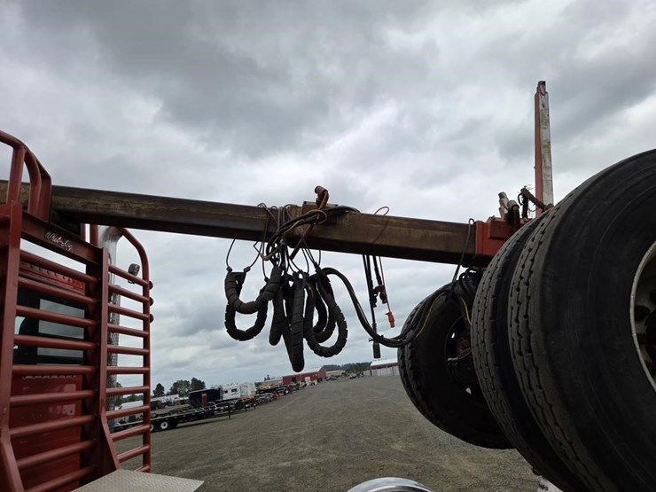 2016-peterbilt-367-image-36