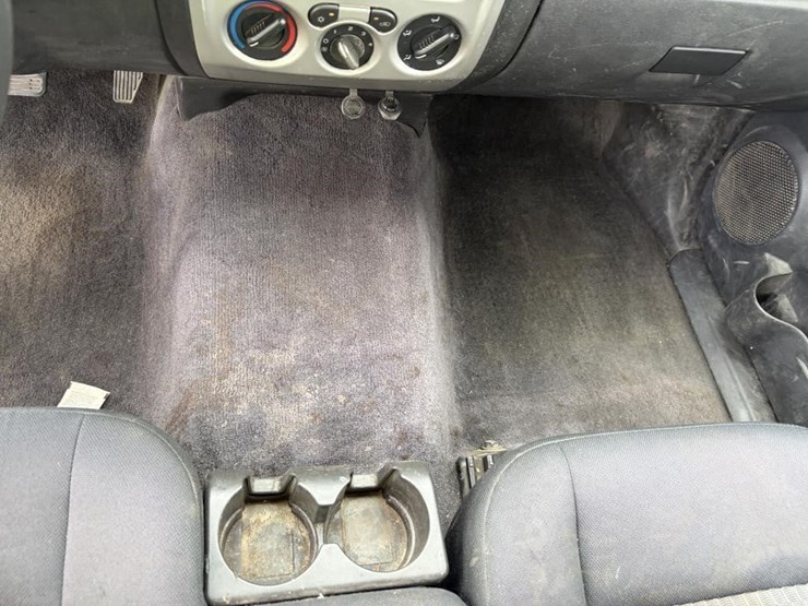 2009-chevrolet-colorado-image-17