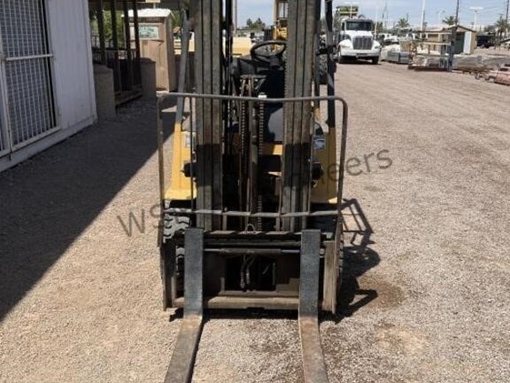 caterpillar-gp15k-image-3