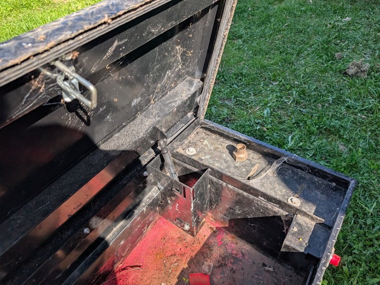 #5493-•-weather-guard-truck-toolbox-image-5