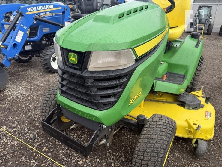 2021-john-deere-x590-image-6