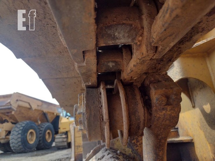 2004-deere-550j-lt-image-15