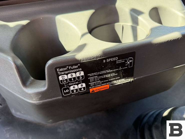 2012-international-prostar-image-67