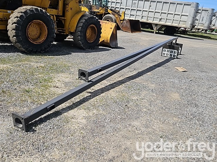 light-poles-w/-led-fixtures-(5of)-image-8