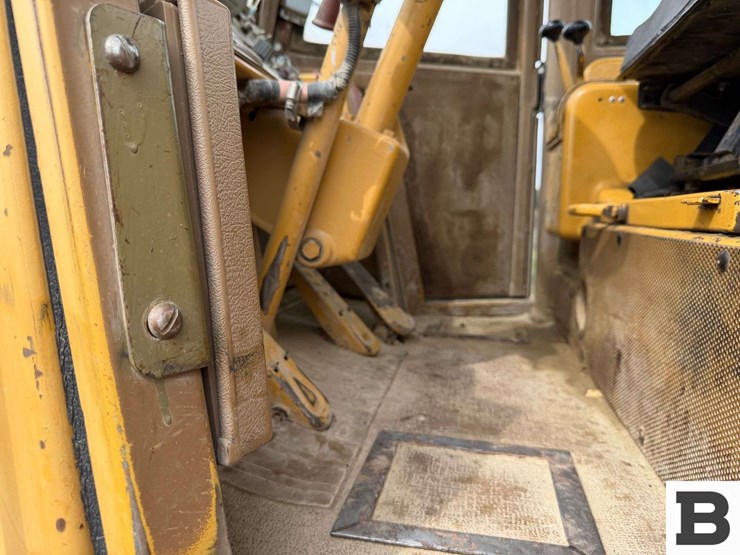 caterpillar-920-image-62