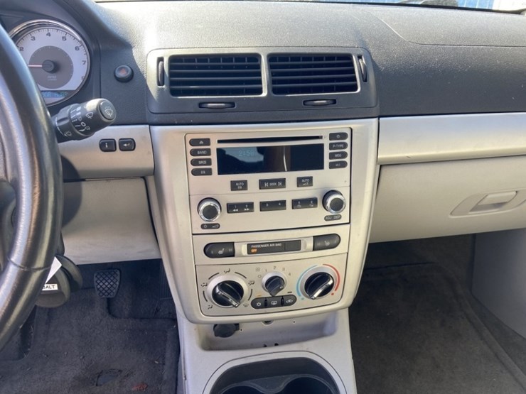 2006-chevrolet-cobalt-sedan-image-16