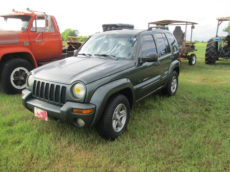 2003-jeep-liberty-image-1