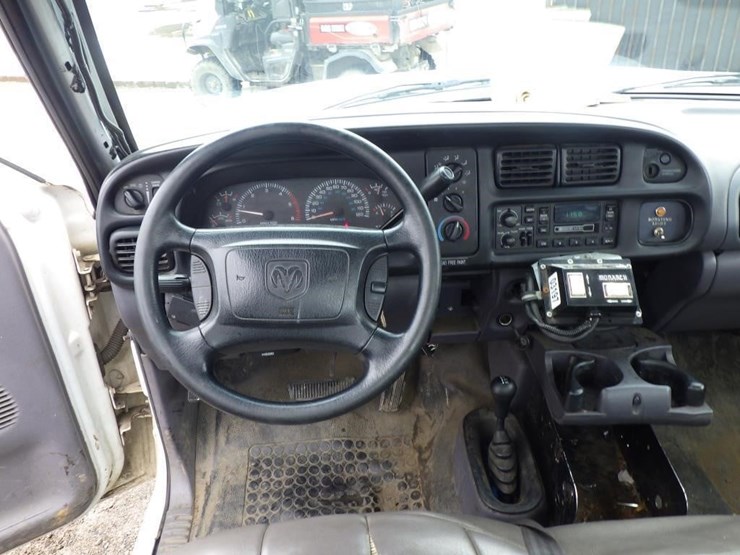 2001-dodge-ram-3500-image-7