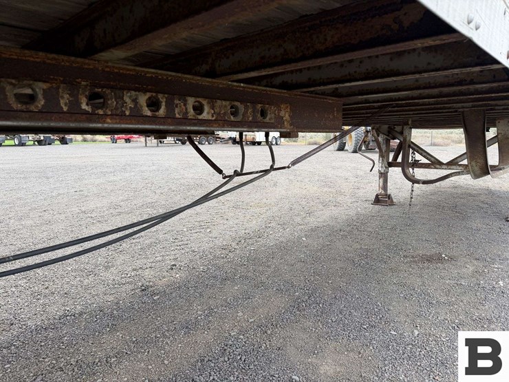 1974-fruehauf-trailer-image-31