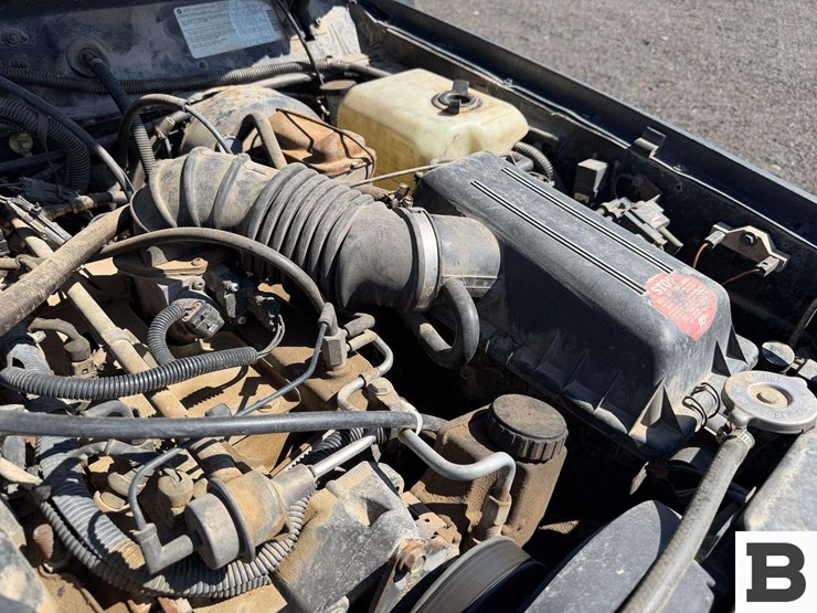 1989-jeep-comanche-pickup-image-35