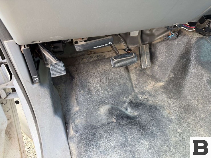 2004-ford-f250-image-26