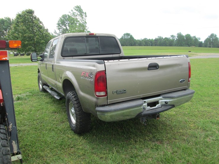 2004-ford-f250-image-3